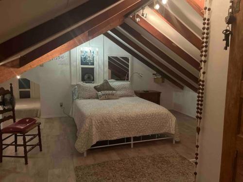 Beachside Craftsman Cottage
