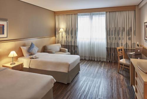 room detail thumbnail 1