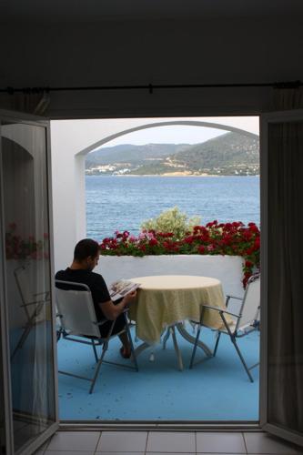 Omar Hotel