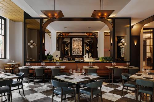 Capella Sydney - image 6