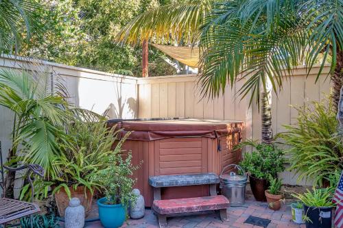 Cozy Beach Retreat-La Jolla CA in San Diego, USA