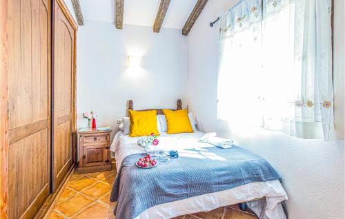 Amazing home in El Gastor w/ Outdoor swimming pool Outdoor swimming pool and 3 Bedrooms - image 2