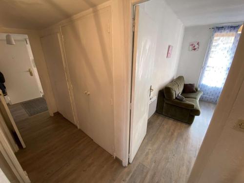Apartment image 9