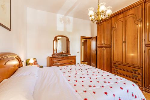 Le Balze Apt - Grand Canyon Of Tuscany - Happy Rentals