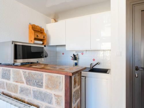 Apartment image 10