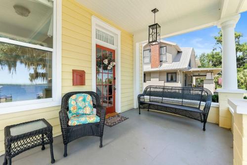 Historic St. Johns River Retreat | Dock, Boat Access & Pet Friendly in Palatka