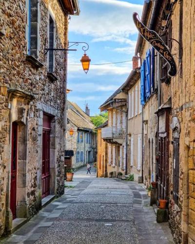 Chambre d hôtes avec 2 petits déjeuners ou Gîte