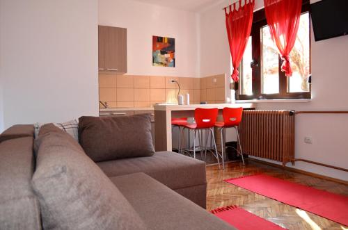 Apartmants Night Lux - image 14