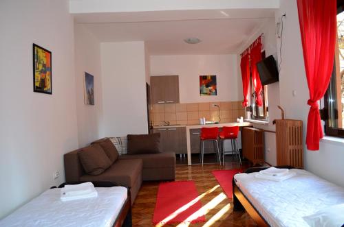 Apartmants Night Lux - image 14