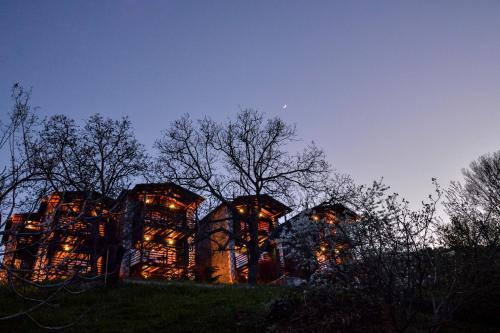 Vathyskia Guesthouse - image 9