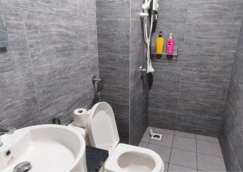 2R2B Comfy Homestay, 1-6 Pax - GA4 2R2B Comfy Homestay, 1-6 Pax - GA4