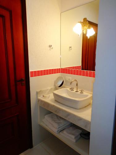 King Room with Balcony image 6