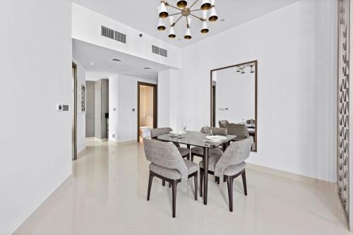 A Living Modern 1BR Apartment with Balcony & Canal View at Prive-517 Business Bay, Dubaj (zdjęcie 10)