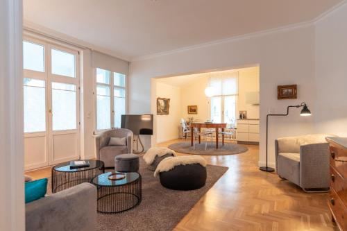 One-Bedroom Apartment with Terrace