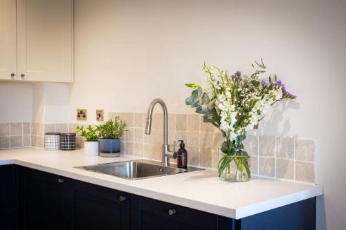 Stunning 2 bed flat with parking, and garden with mountain views, Crieff (fotografie 9)