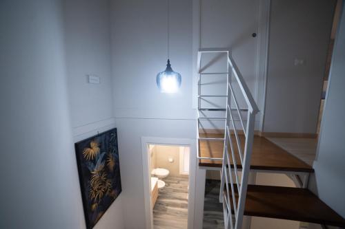 One-Bedroom Apartment image 3