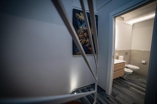 One-Bedroom Apartment image 1