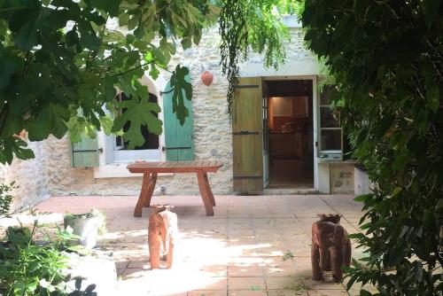 Le Zen-Grand Jardin-Climatisation-Spa-BBQ-Parking gratuit in Pezens