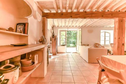 Le Zen-Grand Jardin-Climatisation-Spa-BBQ-Parking gratuit in Pezens