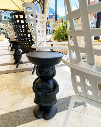 Hotel La Perla - image 9