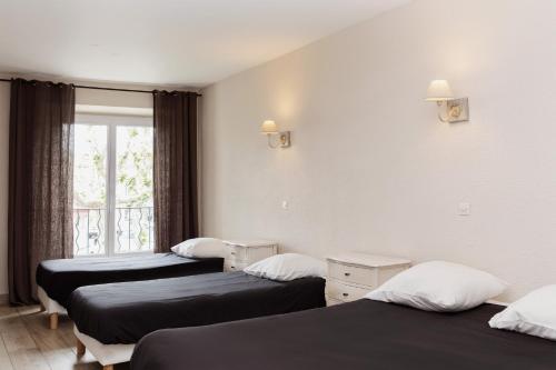 Coq Hotel - image 4