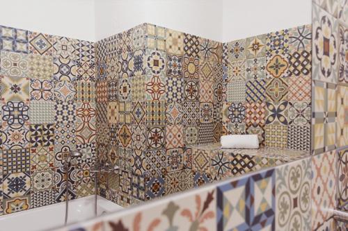 Coq Hotel - image 14