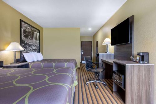 Super 8 by Wyndham Nixa/Springfield Area - image 11