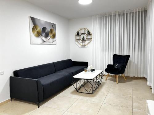Eksterijer hotela, דירת 4 חדרים מול הים in Bat Yam