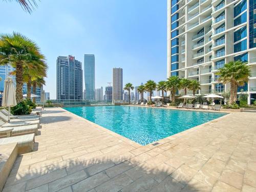 A Living Modern 1BR Apartment with Balcony & Canal View at Prive-517 Business Bay, Dubaj (zdjęcie 4)
