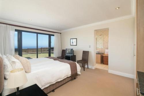 SW2 - Pezula Luxury Villa - image 3