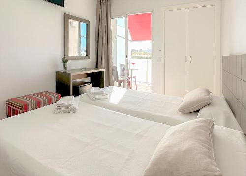 Hotel Platja Gran - image 3