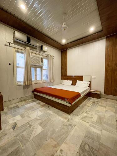 OYO Bishnoi Hotel