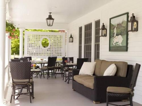 The White Hart - image 2