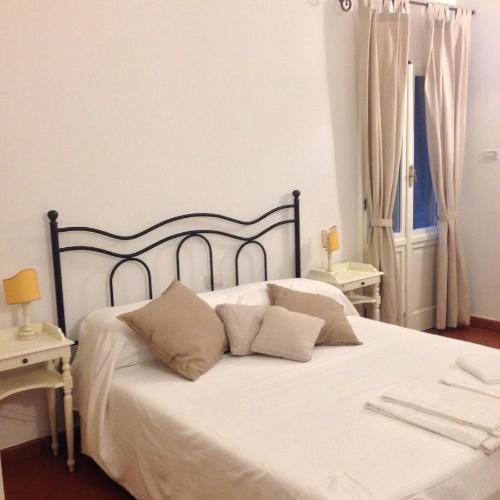 Cosy House - image 7