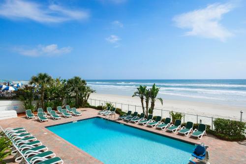 Days Inn by Wyndham Daytona Oceanfront