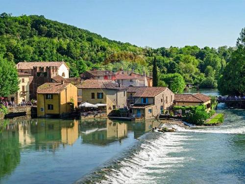  Luxuryloft La Guarnigione in Valeggio sul Mincio