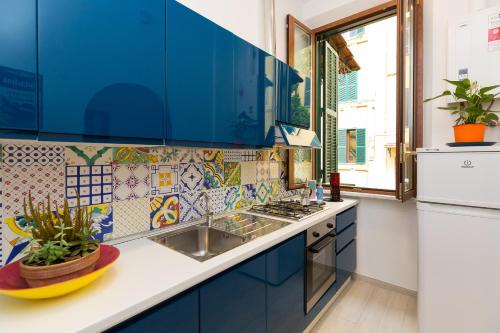 Colosseum Apartments - image 10