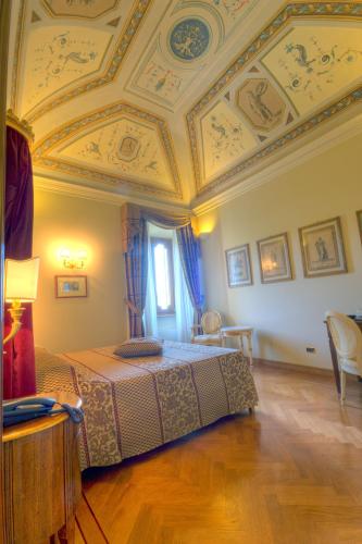 Photo - Marchese Del Grillo