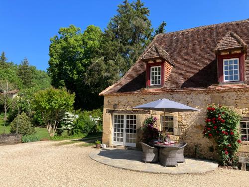 La Tuilerie Grange (Adults only gite) with two en-suite double bedrooms