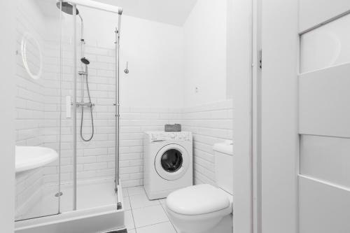 One-Bedroom Apartment image 10