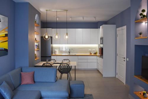 Vibrant Apartment, Tirana (photo 2)