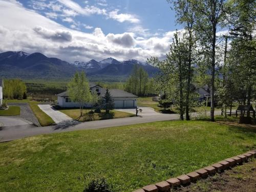 An upscale modern 4 bedroom 2 bath home with Mountain views