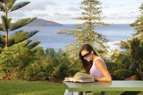 Vista/Panorama, The Crest Apartments in Norfolk Island