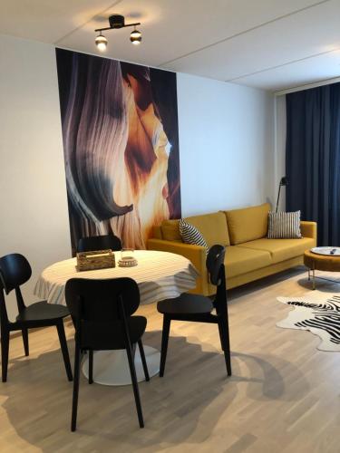 2 rooms, in front of the sea, free parking, Oulu