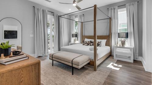 Majestic Palm in Inlet Beach (FL)