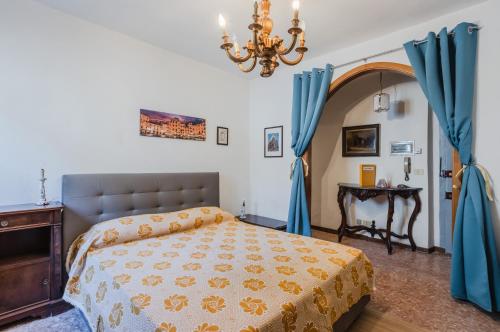 Two-Bedroom Apartment image 8