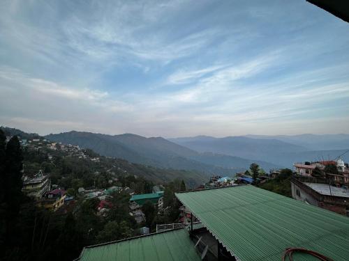 Queen's INN Homestay - image 3