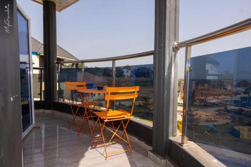 設施, 13-Bedroom Complex in Cape Point Bakau Gambia in 丹尼斯角