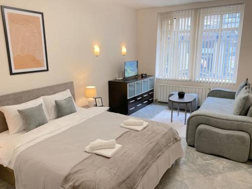 Top City Centre 1BR Apartment for 4 Guests & Fast Wifi