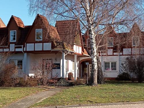 Exterior view, B&M Apartment in Zierenberg